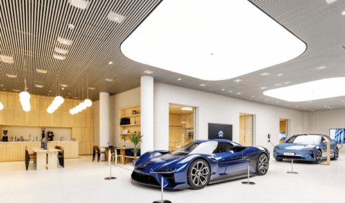 State of the art illuminated ceilings for NIO